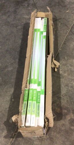T8 LED Tube Lights, 25 Pack  - Lot 160