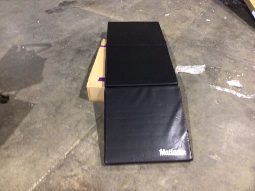 Matladin Tri-Fold Gymnastics Mat  - Lot 753