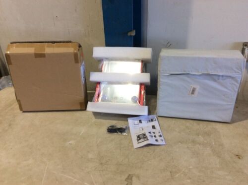 Lot of (2) Lighted Vanity Mirrors - Lot 814