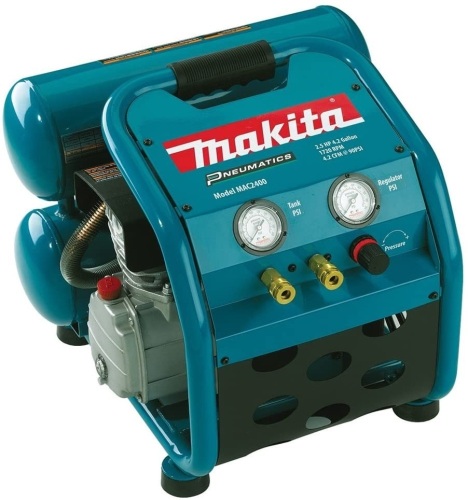 Makita MAC2400 Big Bore 2.5 HP Air Compressor. NEW - Lot 70