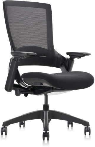 CLATINA Ergonomic High Swivel Executive Chair with Adjustable Height. Appears New - Lot 78