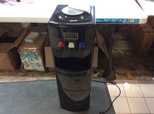 Water Cooler with Built-In Ice Maker. Powers On, Not Tested Further - Lot 91