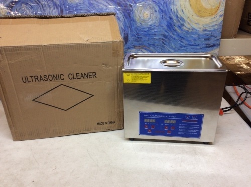 Vevor 6L Ultrasonic Cleaner with Heater and Timer. Powers On, Not Tested Further - Lot 721
