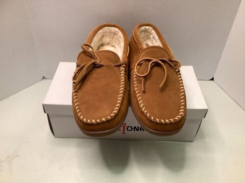 Minnetonka Men's Pile LIned Hardsol, 15, Appears New - Lot 125