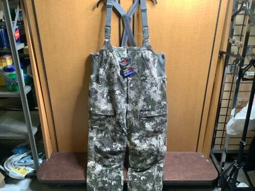 Instinct Standhunter Bib, XL, Appears New - Lot 178