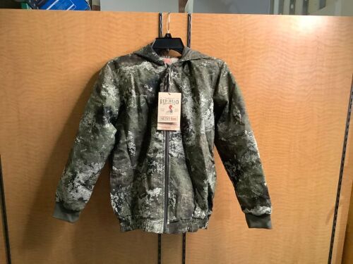 Red Head Insulated Silent Hide Youth Jacket, XLarge, Appears New - Lot 228