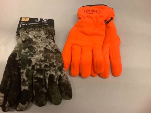 Lot of (2) Pairs of Gloves, Appears New - Lot 295
