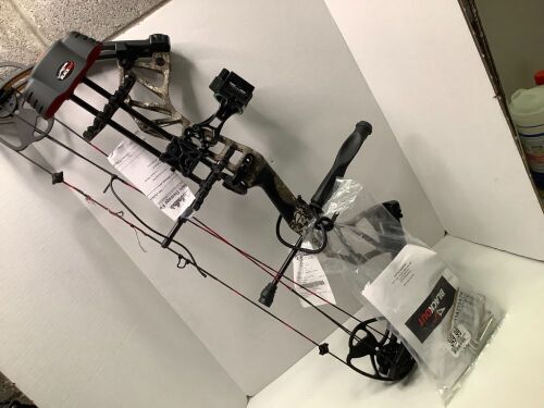BlackOut Intrigue XS Compound Bow, Needs New String, Ecommerce Return - Lot 310