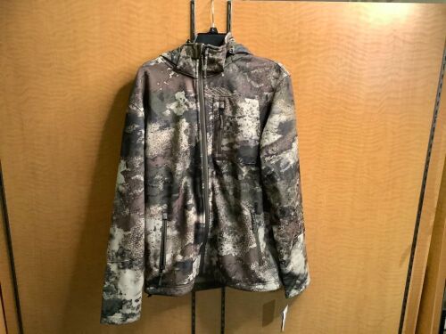 Men's Camo Hoodie, Large, Appears New - Lot 324