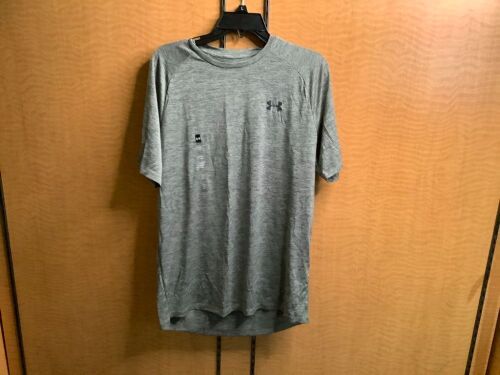 Under Armour Men's Medium, Appears New - Lot 335