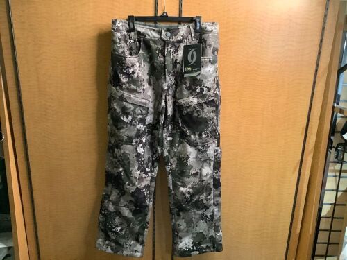Instinct Standhunter Softshell Pants, Large, Appears New - Lot 379