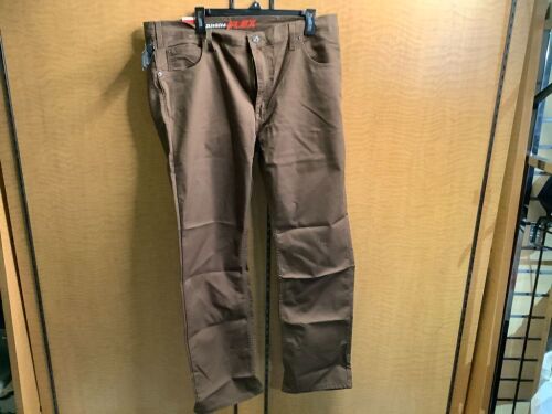 Dickies Flex Pants 38x32, Appears New - Lot 385