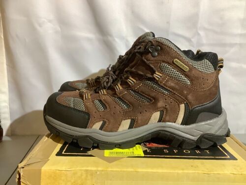 Red Head Men's Overland Shoes, 11, Appears New - Lot 453