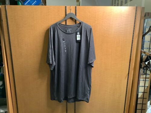 Under Armour Tech Tee, 5XL, Appears New - Lot 467