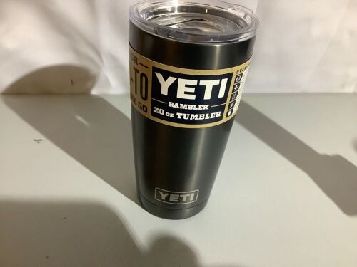 Yeti Rambler 20oz Tumbler, Broken Lid, Ecommerce Return - Lot 491