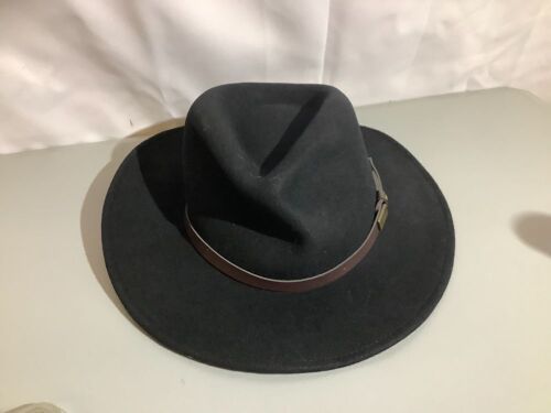 Red Head All Seasons Black Hat, XLarge, Appears New - Lot 506