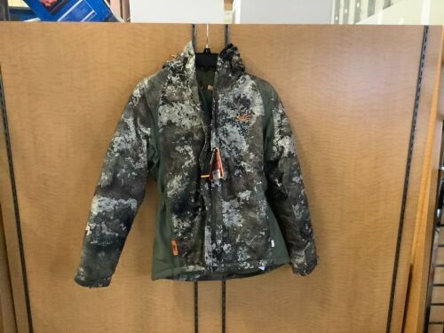 SHE Insulated Waterproof Jacket, Small, Appears New - Lot 558