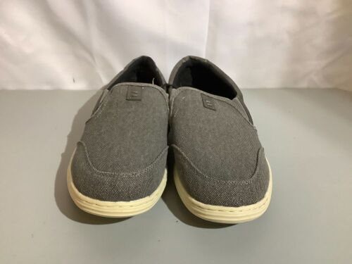 Red Head Men's Canvas Shoes, 11, Appears New - Lot 589