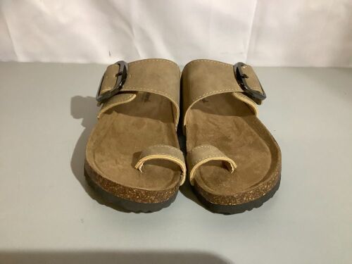 Natural Reflections Ladies Sandals, 7, Appears New - Lot 600
