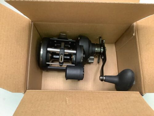 Penn Squall II SQLII20LWLC Reel, Appears New - Lot 648