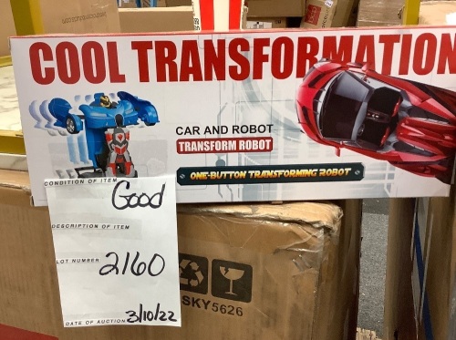 1/18 Scale RC Remote Control Transforming Robot Car Toys - Lot 2160