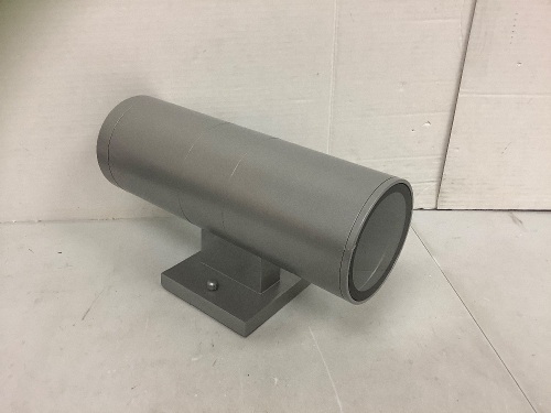 Outdoor Wall Sconce, E-Commerce Return - Lot 262