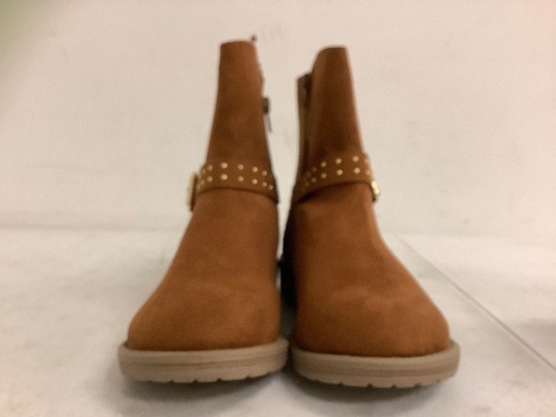 Brash Girls Studded Boots, 4, Appears New, - Lot 333