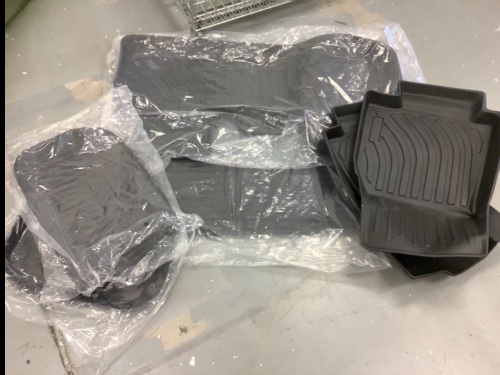 Homeland Hardware Tesla Model Y Floor Mats Set, E-Commerce Return - Lot 418