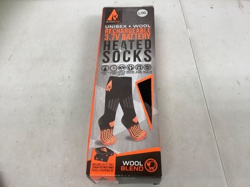 Action Heat Rechargeable Wool Socks, L/XL, Powers Up, E-Commerce Return - Lot 480