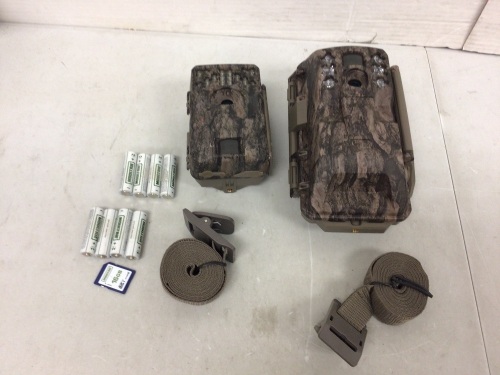 Lot of (2) Assorted Moultrie Trail Cams, E-Comm Return - Lot 592