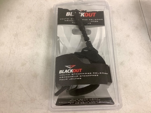 Blackout Youth Bow Release, E-Commerce Return - Lot 610