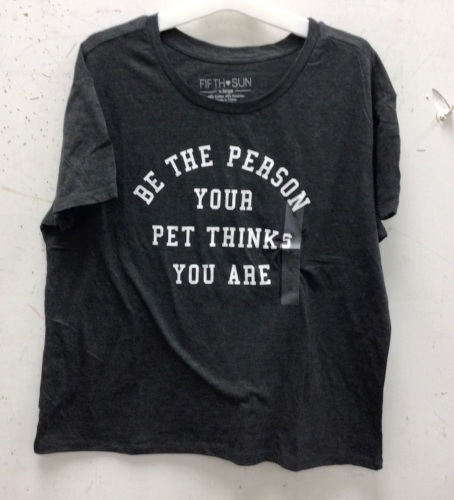 Fifth Sun Womens Tee, XL, New - Lot 627
