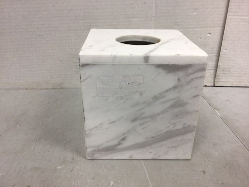 Tissue Box Cover, Appears New - Lot 672