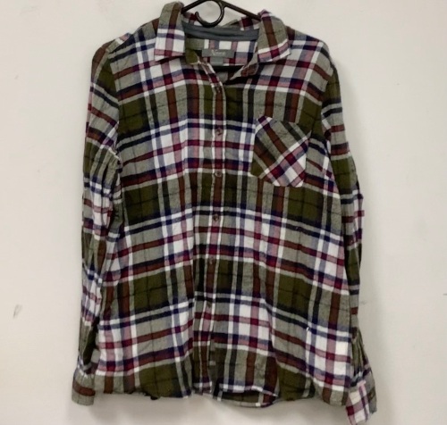 Natural Reflections Womens Flannel Shirt, L, E-Commerce Return - Lot 715