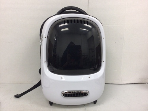 Breezy Smart Cat Carrier, E-Commerce Return - Lot 750
