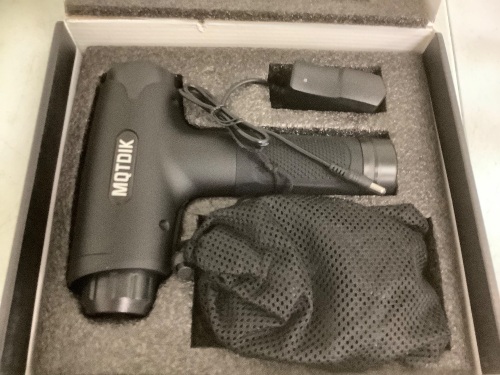 Massage Gun, Works, Appears new - Lot 118