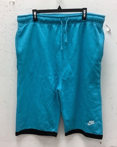 Mens Nike Shorts, 3XL, Authenticity Unknown, E-Comm Return - Lot 436