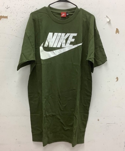 Mens Nike Shirt, 4XL, Authenticity Unknown, New - Lot 484