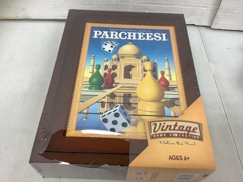 Parcheesi, New - Lot 545