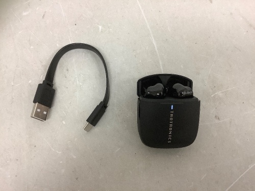 SoundLiberty Earbuds, Powers Up, E-Commerce Return, Sold as is - Lot 550