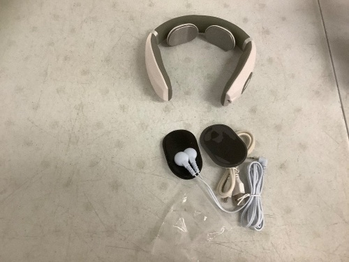 Ailuen Smart Neck Massager, E-Comm Return - Lot 726