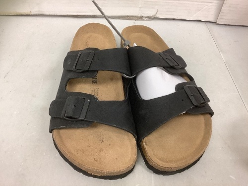 Cusionaire Sandals,11W, Unsure if Mens or Womens, E-Commerce Return - Lot 891