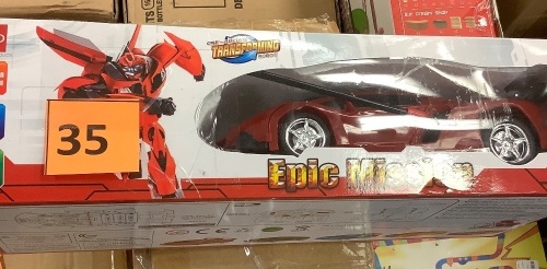 1/18 Scale RC Remote Control Transforming Robot Car Toy - Lot 35