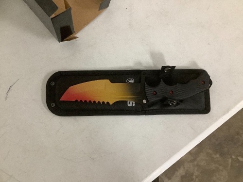 Cuts Designed Knife - Lot 2843