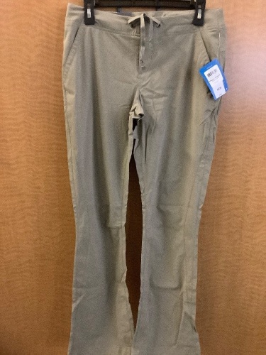 Columbia Anytime Outdoor Boot Cut Pant, Women's 8, Appearss New - Lot 96