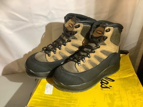 Felt Sole Wading Boots, Men's 9, Ecommerce Return - Lot 141