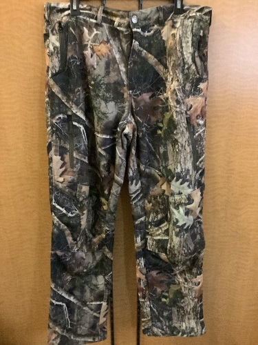 Men's Camo Pants, 36, Ecommerce Return - Lot 155