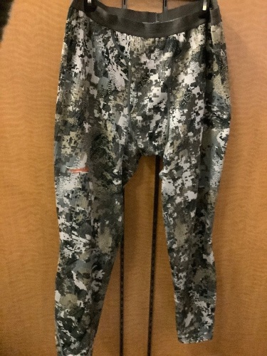 Sitka Men's XLarge BaseLayer, Ecommerce Return - Lot 188