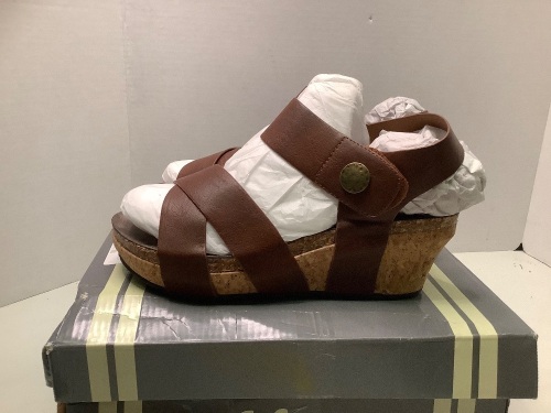 Natural Reflections Sydnie Ladies Sandal, 8, Appears New, Box Damaged - Lot 250