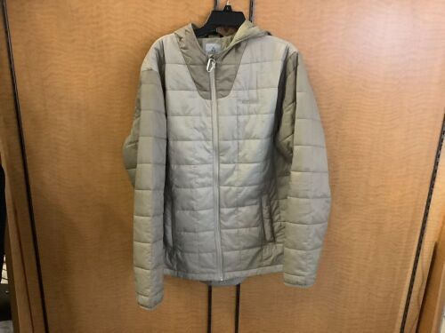 Ascend Large Jacket, Appears New - Lot 328
